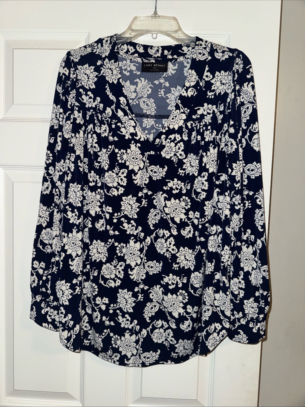 Lane Bryant Navy & White Floral V-Neck Long Sleeve Blouse